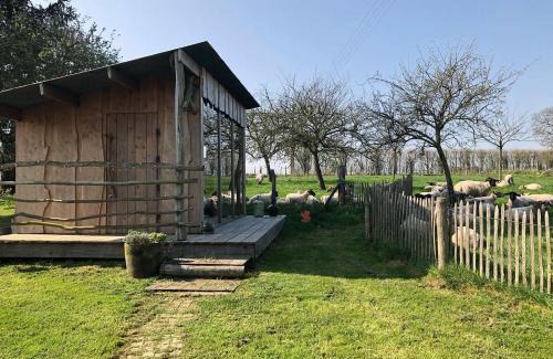 Villiers-sous-Mortagne Bed & Breakfast | ferme de la simonniere