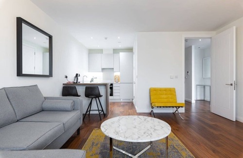 Dundrum Apartment | Fernbank by Dublin At Home