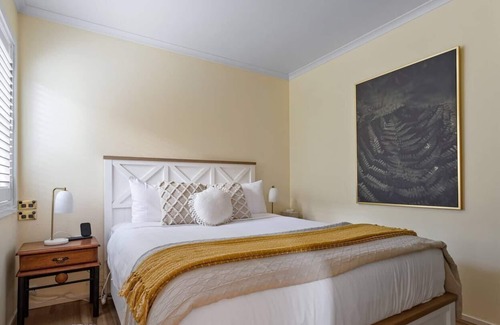Hobart Cottage | Fernvale Cottage An Enchanting Mountainside Oasis