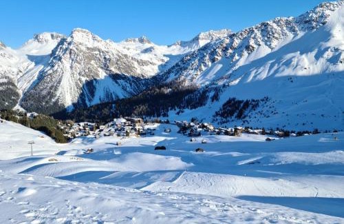 Arosa Apartment | FeWo D'Rock Arosa- center of nightlife by Nature Apartments Switzerland