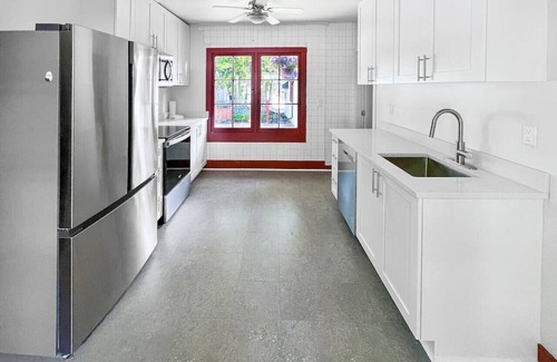 Nelson House | Fiddlers Green Lake Home