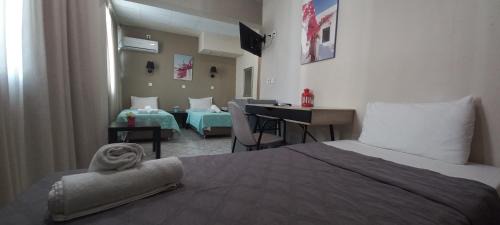 Piraeus Hotel | Filon