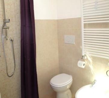 Gorra House | Finale Ligure Gorra Rooms Rosa di Mare vicino al mare lontano dal caos!