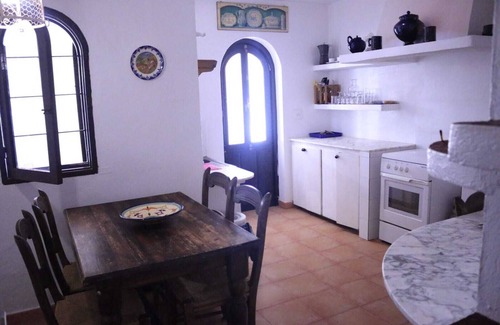 El Pozo de los Frailes Villa | Finca 'Casa Parque Natural 12' with Mountain Views, Pool & Wi-Fi