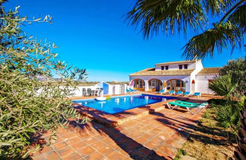 Fustera Villa | Finca Pepa - beautiful little house in pretty grounds with lovely views in Benissa