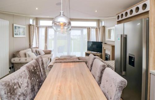 Cayton Bay House | Finch 65