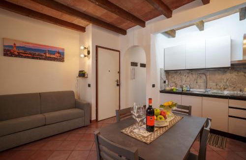 Santissima Annunziata Apartment | Fiorino Apartment - Piazza della Libertà