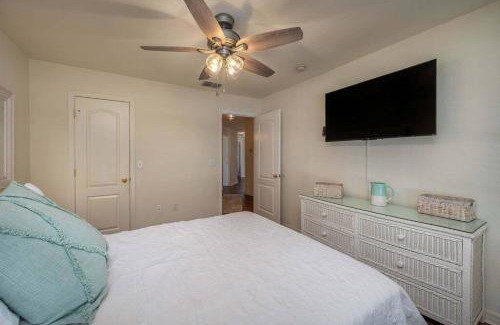 Lakeland House | Fireside Hot Tub, King Bed Suite