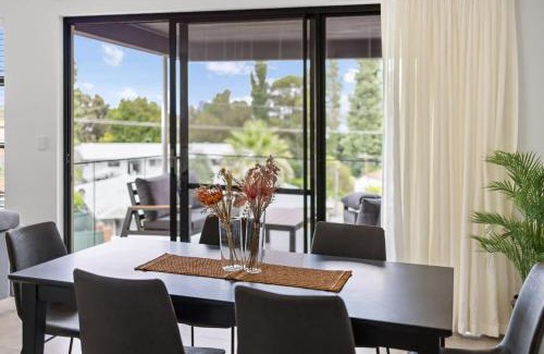 Maylands House | First-Class Townhouse w free parking and Wi-Fi