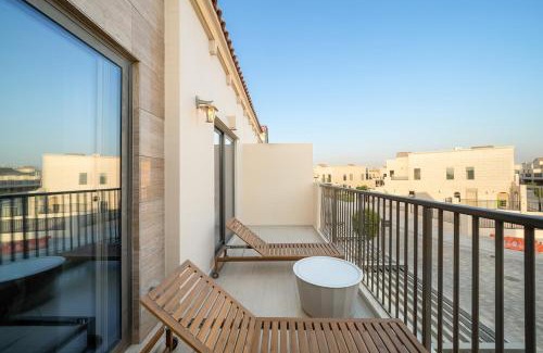 Dubai Apartment | FIRST CLASS VILLA Hidden Luxury Gem