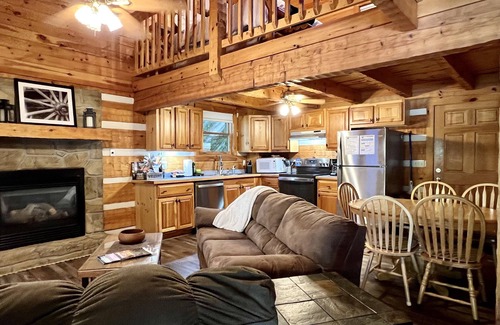 Sevierville Cabin | Fishing Pond, Wifi, Corn Hole, Easy Roads, Hot Tub, Fire Pit, Dog Friendly!