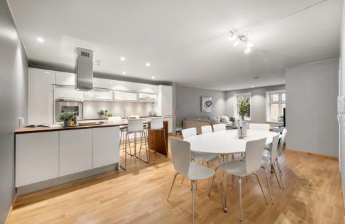 Bergen City Centre Apartment | Fløyen Lux Apartment