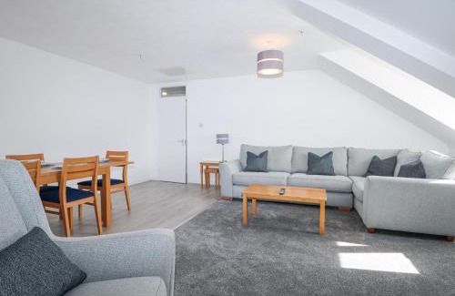 Littlehampton House | Flat 35 - Marine Court