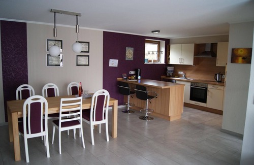 Bleialf Apartment | Flat "Lenz" with garden, barbecue and terrace