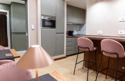 COLLI ANIENE Bed & Breakfast | Flat Urban Suites