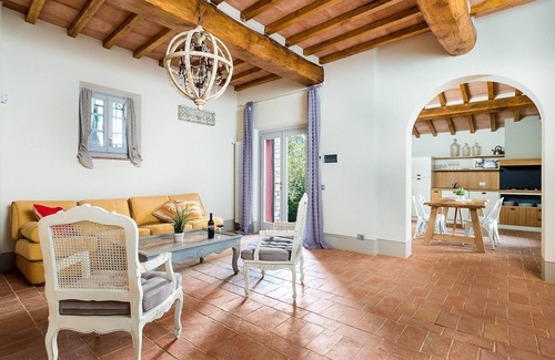 Reggello House | Flat with furnished porch, Wi-Fi, A/C, 2 pools, stunning quiet location.Chianti