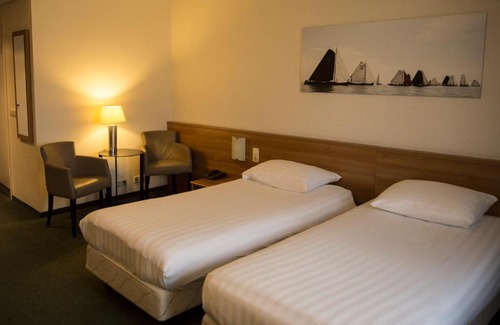 Heerenveen Hotel | Fletcher Hotel Restaurant Heidehof