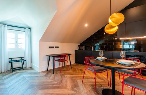Old Town Apartment | FLH Viola Market with Terrace I