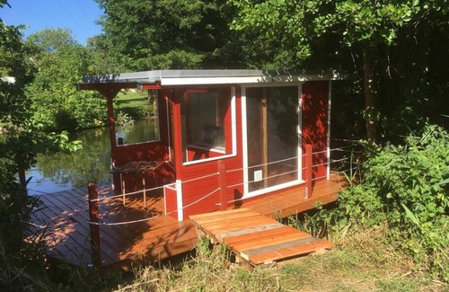 Woltersdorf Boat Rental | Floß Casanova