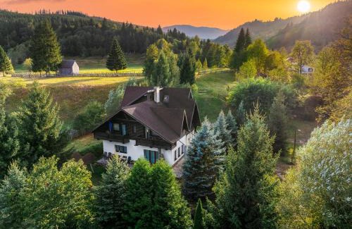 Vama Cabin | Floarea Bucovinei