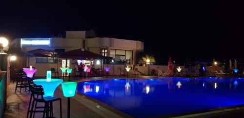 Sutluce Hotel | Flora Hotel