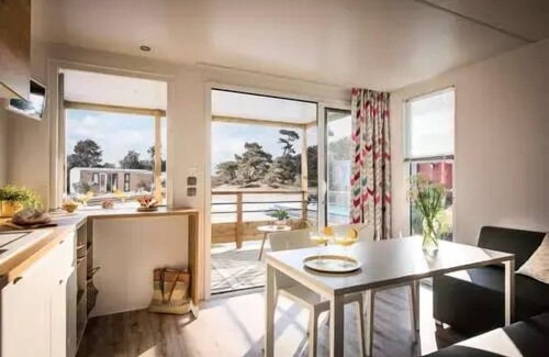 La Romieu House | Florence Campsite * - Panoramic 3-room mobile home for 6 people with air-conditioning