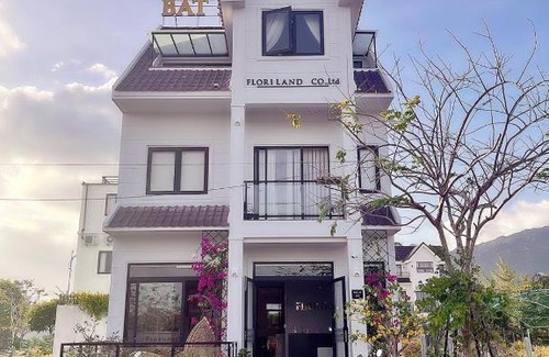 Cam Lam Hotel | Florihome Beach House