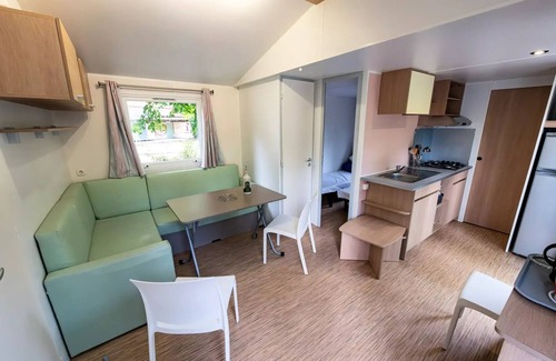Die House | Flower Camping la Pinède * - Mobile home Premium Riviera 28m2 near river- 2 bedrooms + Terrace with umbrella - 4 people