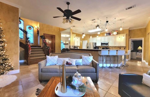 Flower Mound House | Flower Mound: Vacation Entertainment Business
