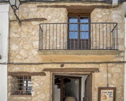 Chiva de Morella House | Font del Roser