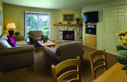 Harbor Village Resort | Forest, countryside, lake. all right here!