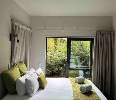 Franz Josef Glacier Apartment | Forest View Franz Josef