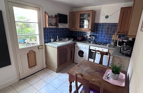 Eastbourne Cottage | Forever Christmas! Take it easy at this unique and tranquil getaway.