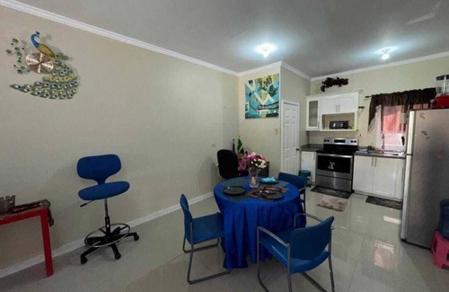 Saint Andrew Apartment | Forrest Gate Apartment when home is away - Comfort beyond your wildest dreams.