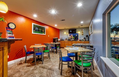 Fort Davis Hotel | Fort Davis Inn & RV Park