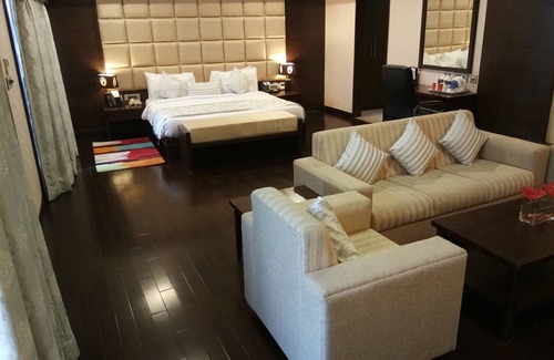 Tirupati Hotel | Fortune Select Grand Ridge, Tirupati - Member ITC Hotels' Group
