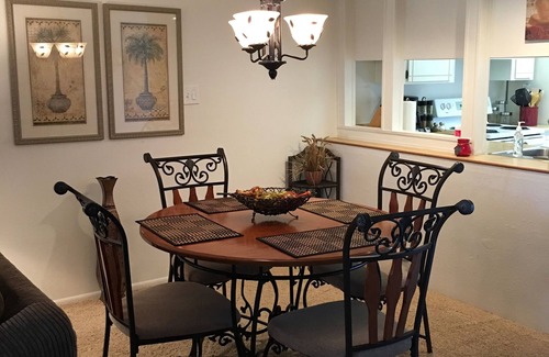 Fountain of the Sun Condo | Fountain of the Sun Condominium Sleeps 4 Mesa, Arizona Winter Sun Resort Living