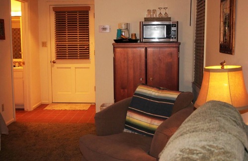 Portal House | Four Bar Cottages: The Hacienda