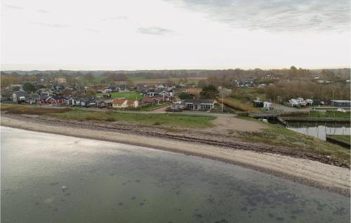 Middelfart House | Four-Bedroom Holiday Home In Brenderup Fyn