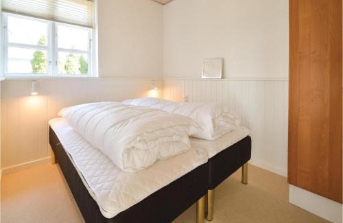 Strøby Ladeplads House | Four-Bedroom Holiday Home In Stroby