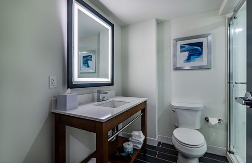 Dock Junction Hotel | Four Points by Sheraton Brunswick