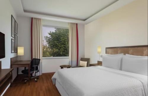 South West Hotel | Four Points by Sheraton New Delhi, Airport Highway