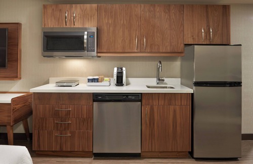 Vaughan Hotel | Four Points by Sheraton Vaughan