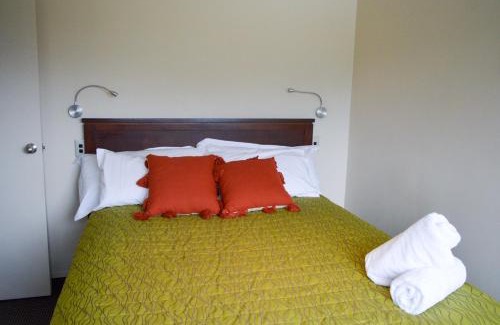Queenstown City Centre Hotel | Four Seasons Motel