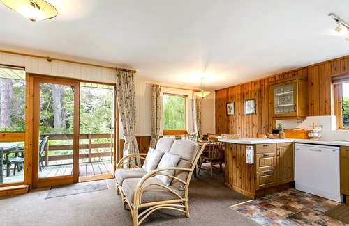 Minehead Cabin | Four star Lodge with two bedrooms and bathrooms, fabulous views yet close to pubs and beach