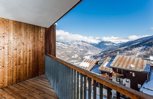 Montchavin Apartment | Modern 4-room apartment, 2 terraces, covered parking, ski-in/ski-out