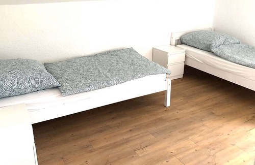 Egelsbach Apartment | Fr04 Ferienwohnung mit Sat-tv, Küche & Wlan