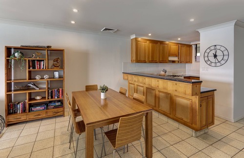 Hamilton Island Apartment | Frangipani 201 Hamilton Island by HamoRent