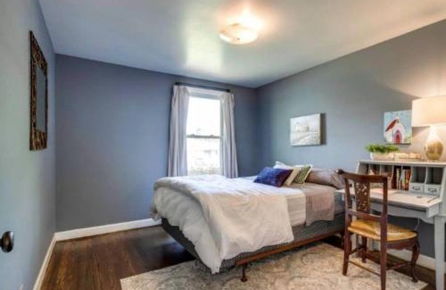 Franklin House | Franklin Cottage Cozy 2 bed 1 bath