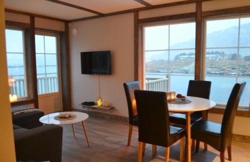 Fredvang Apartment | Fredvang Seahouse, Apartment B